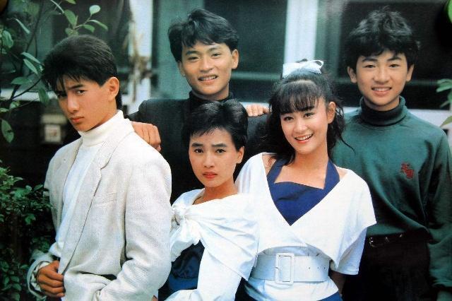 46岁苏有朋晒小虎队旧照，满屏都是回忆杀，网友们感慨暴露年龄了