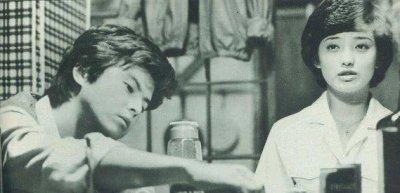 ​山口百惠的大神级好友, 为三浦佑太朗的事业保驾护航, 凭实力!