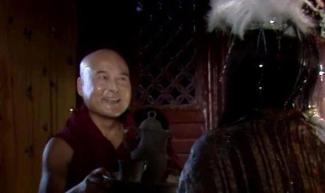 他是《西游记》四探无底洞中的和尚，给老鼠精送茶看出其真实演技