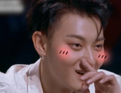 ​能让黄子韬害羞脸红捂脸送毛巾的混血美女来头真不小！