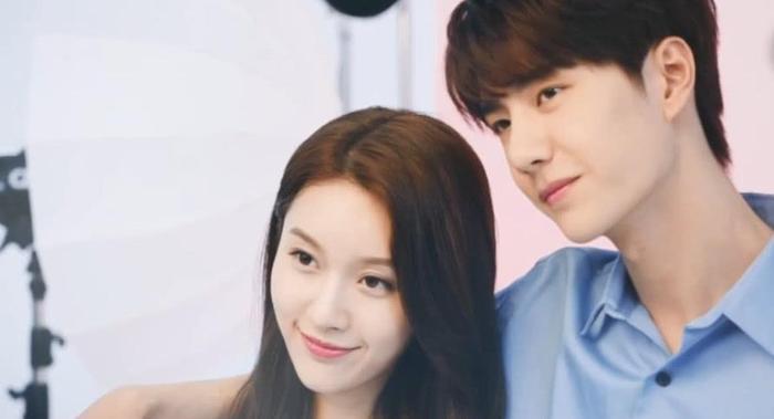 陪你到世界之巅官宣，王一博王子旋宣传海报太甜，碰鼻尖的温柔！