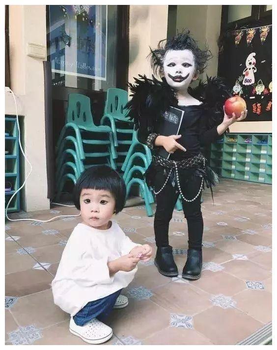 幼儿园万圣节“妆容”大比拼 妈妈们都这么拼了吗？