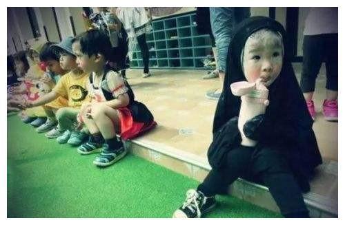 幼儿园万圣节“妆容”大比拼 妈妈们都这么拼了吗？