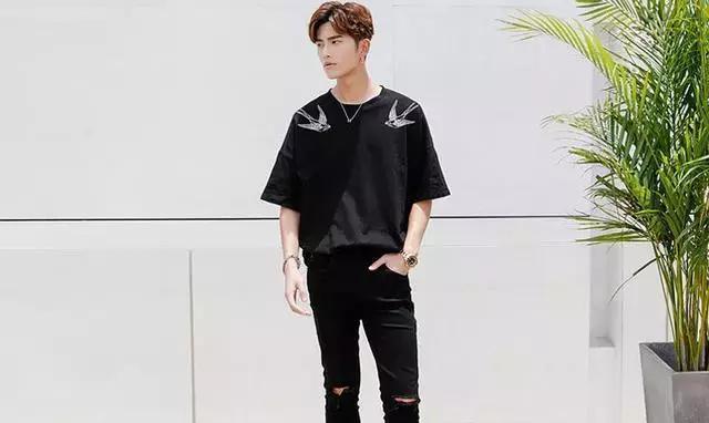 170男生，显高穿出高冷范