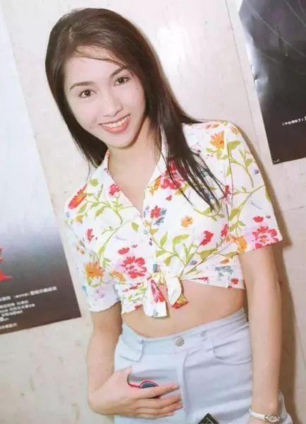 黎姿的珍贵照片，那时没有美颜，你连一半都没见过