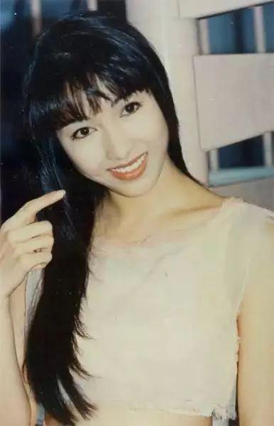 黎姿的珍贵照片，那时没有美颜，你连一半都没见过