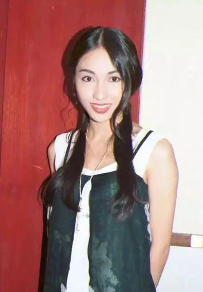 黎姿的珍贵照片，那时没有美颜，你连一半都没见过