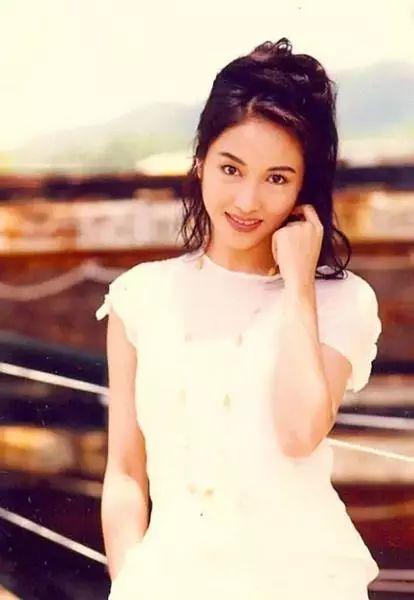 黎姿的珍贵照片，那时没有美颜，你连一半都没见过
