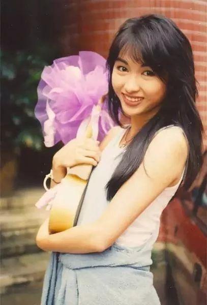 黎姿的珍贵照片，那时没有美颜，你连一半都没见过