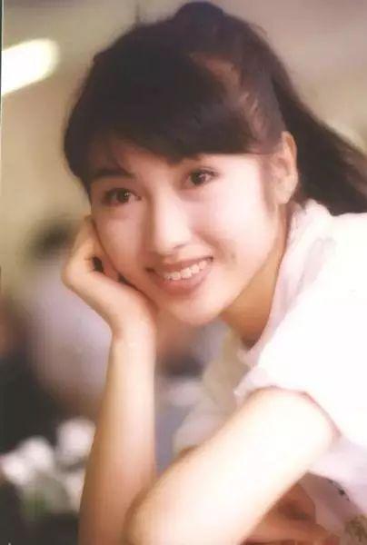 黎姿的珍贵照片，那时没有美颜，你连一半都没见过