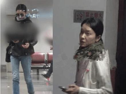 杜鹃疑似恋情曝光，网友：年龄这么大，确定不是她爸爸？