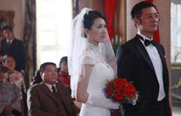 洞房之时，丈夫问了妻子一个问题，妻子夺门而出后提出了离婚