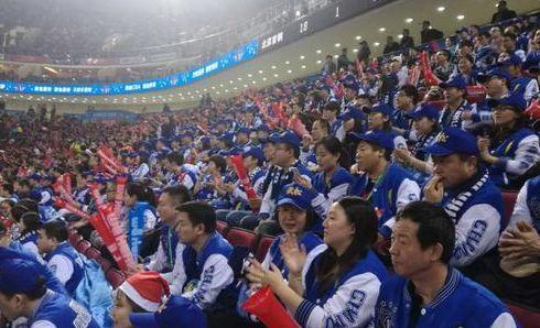 北京球迷素质低？首钢外援莫里斯在北京遭球迷侮辱追打