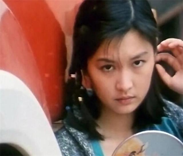 拒绝美国好莱坞,和张国立合作开上跑车,62岁去世佳片永存!