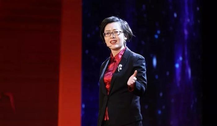 这个语文老师不得了:讲的内容这样受追捧!送视频