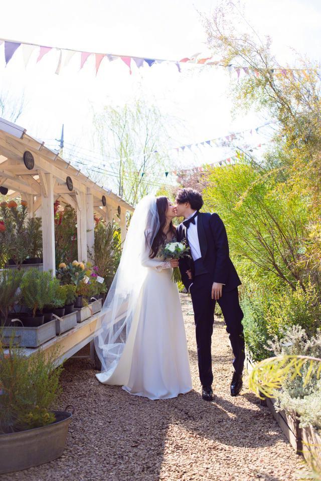 林宥嘉和丁文琪的日系写真婚纱照太好看了！这才是理想婚纱照！