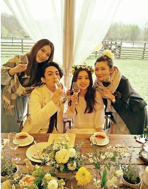 林宥嘉和丁文琪的日系写真婚纱照太好看了！这才是理想婚纱照！