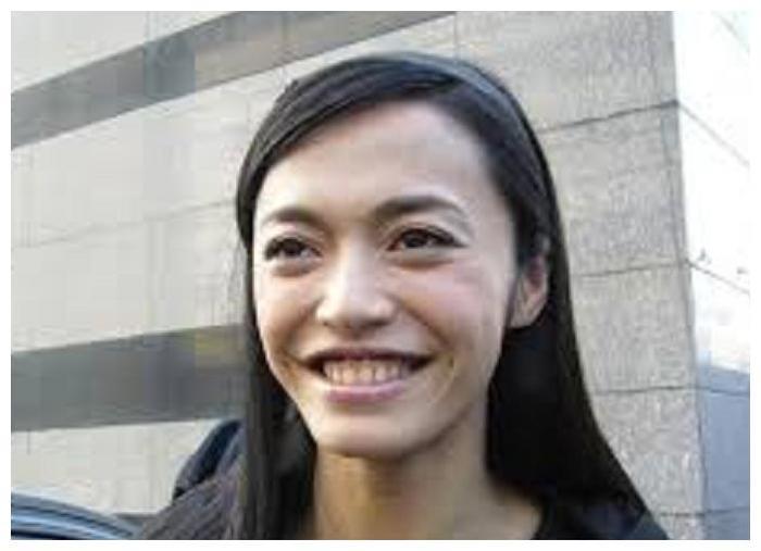 如果脸上有这4个特征,那就是大众脸,自认好看却长的很普通