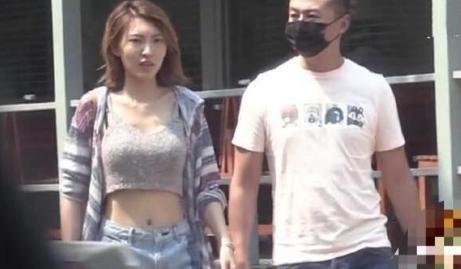 汤唯前男友朱雨辰新恋情曝光 女方为珠宝设计师长相大气明媚