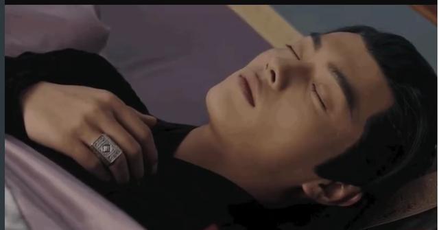 摇澜夫妇上演二夜荒唐，有招摇在厉尘澜很安心，甜蜜亲吻招摇额头