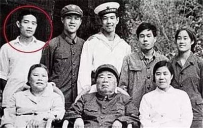 ​元帅的亲孙子，25岁被判处死刑，其奶奶的一句话令全国上下敬仰