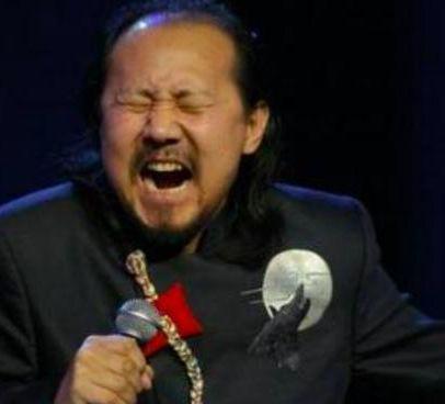 称为小斯琴高娃，嫁给腾格尔息影7年后离婚，如今57岁仍单身