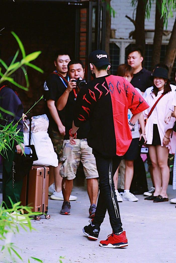 NPC成员蔡徐坤、陈立农、范丞丞、Justin黄明昊、林彦俊、朱正廷、王