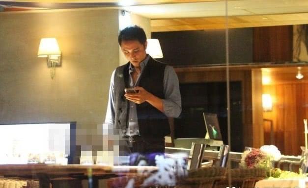 大S一家三口巡视自家酒店