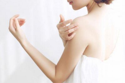 ​身体磨砂膏可以用在脸上吗 脸部磨砂膏可以用在身体上吗