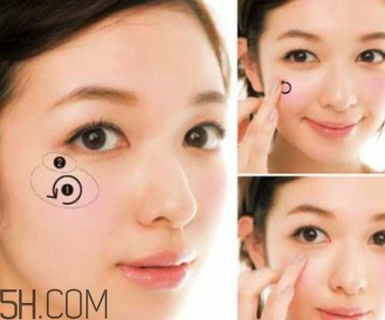 腮红刷怎么用?腮红刷使用步骤 腮红刷怎么用?腮红刷使用步骤