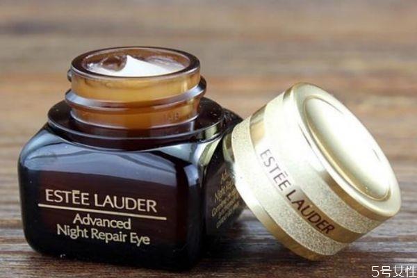 薇姿眼霜和雅诗兰黛眼霜哪个好 薇姿好用还是雅诗兰黛 薇姿眼霜和雅诗兰黛眼霜哪个好 薇姿好用还是雅诗兰黛