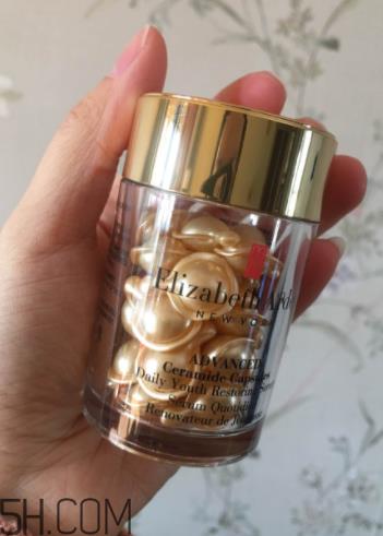 伊丽莎白雅顿精华胶囊适合什么季节用? 伊丽莎白雅顿精华胶囊适合什么季节用?