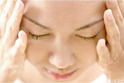 ​冬天脸出油怎么回事 冬天脸出油是油性皮肤吗