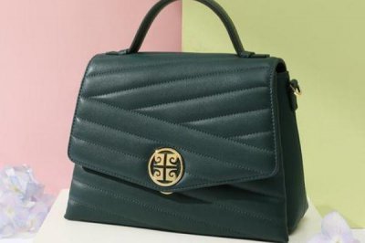 ​包包可以用酒精擦吗 牛皮包的保养方法