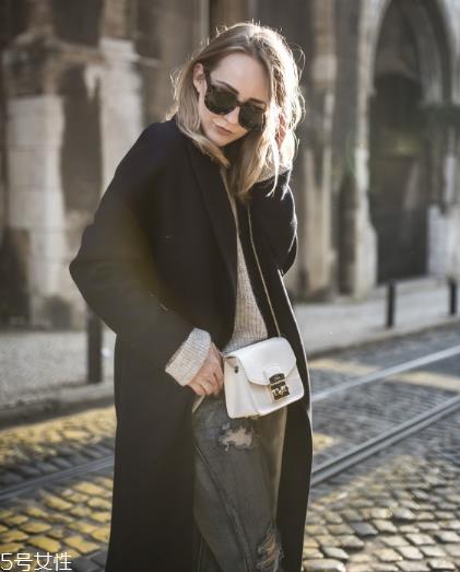 大衣什么颜色好看？这些颜色时髦又精致