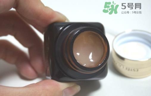 小棕瓶和百优眼霜哪个好？小棕瓶眼霜和百优眼霜对比