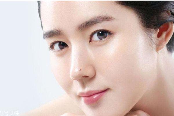 圆脸适合什么眉形 大圆脸适合什么眉毛