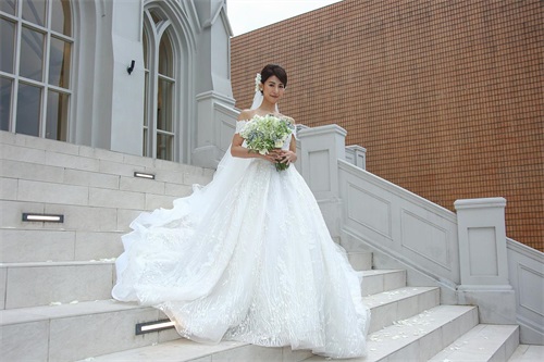 结婚二十年是什么婚纪念日 结婚二十年是什么婚纪念日祝福语