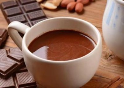 ​车厘子为什么会红到发黑 车厘子能多吃吗？