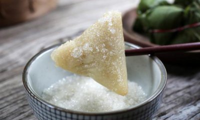 ​粽子蘸白糖还是红糖好吃