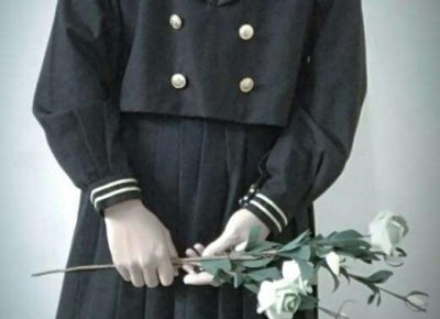 ​接吻时闭眼和不闭眼分别体现什么 怎么从接吻看出男人的性格