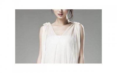 ​哄女生开心的话幽默点的，逗得女生哈哈大笑