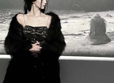 ​女子外出打工还债，老公和别的女人结婚，三个人住在同一屋檐下