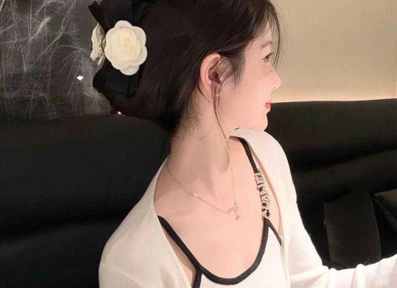 男人要想用“甜言蜜语”追求女生，需要这做到两点