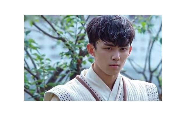 女人有三个表现就已经出轨了（女方出轨要承担什么责任）