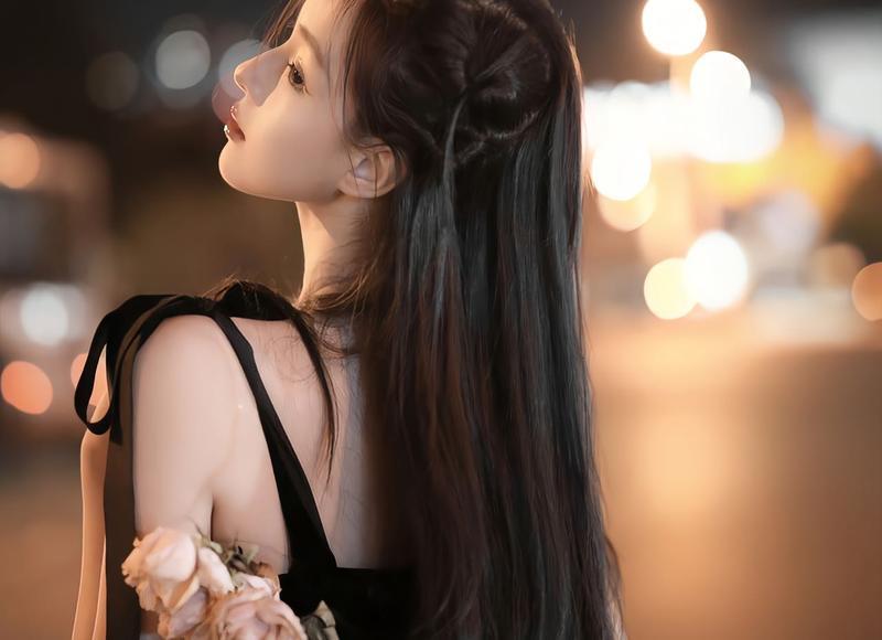 在我的婚礼上，一个漂亮的女人突然上台抱住我老公