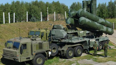 ​S500防空导弹有多厉害？让B2隐身飞机无处可逃，卫星也在打击范围