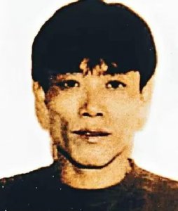 ​广东头号悍匪季炳雄，将香港当提款机随意抢劫，最终结果让人意外