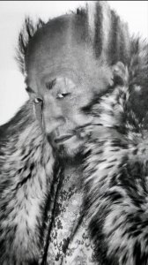 ​座山雕的原型之一，曾令日军十分头疼，投降后受天皇接见