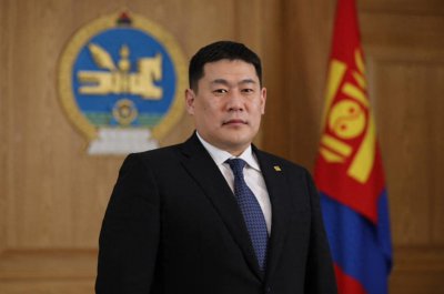 ​中方对美的反制被蒙古撕开了口，白宫收到稀土，蒙古对中国有话说